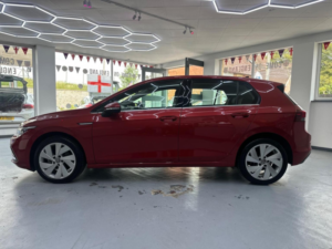 2023 Volkswagen Golf 2.0 Tdi Style DSG Euro 6 (s/s) 5dr in Red — image 3