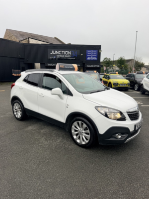 2016 Vauxhall Mokka 1.6 I Se in White — image 4