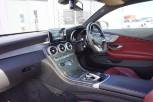 2017 Mercedes-Benz C Class 2.0 C200 Amg Line (premium) G-Tronic+ 4matic Euro 6 (s/s) 2dr in White — image 3