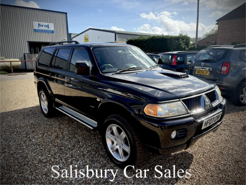 2007 Mitsubishi Shogun Sport 2.5 Td Warrior in Black — image 1
