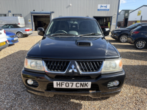 2007 Mitsubishi Shogun Sport 2.5 Td Warrior in Black — image 3