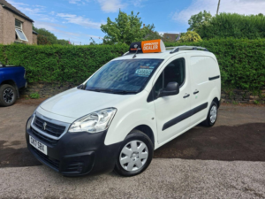 2017 Peugeot Partner 1.6 Bluehdi 651 Professional L1 5dr in White — image 2