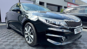 2015 Kia Optima 1.7 Crdi 3 Dct Euro 6 (s/s) 4dr in Black — image 2
