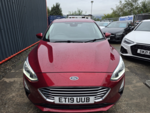 2019 Ford Focus 1.0 T Ecoboost Titanium in Red — image 3