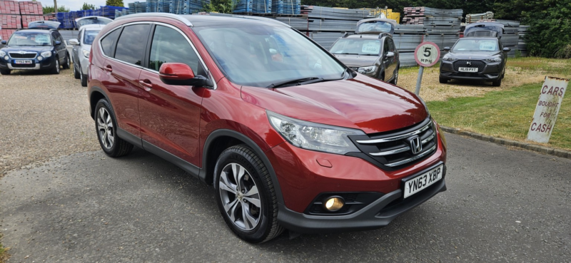2013 Honda Cr-V 2.2 I-Dtec Ex Automatic in Red — image 1