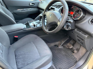 2013 Peugeot 3008 1.6 E-Hdi Active Egc Euro 5 (s/s) 5dr in Grey — image 2