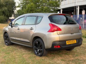 2013 Peugeot 3008 1.6 E-Hdi Active Egc Euro 5 (s/s) 5dr in Grey — image 3