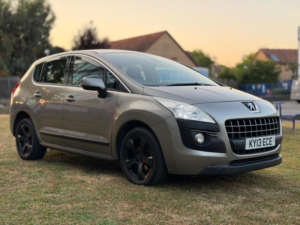 2013 Peugeot 3008 1.6 E-Hdi Active Egc Euro 5 (s/s) 5dr in Grey — image 6