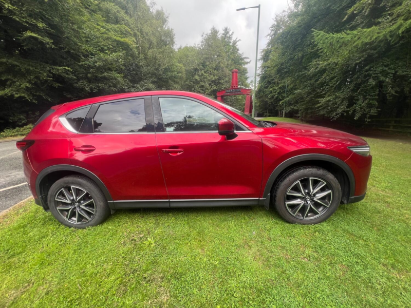 2018 Mazda Cx-5 2.2 Skyactiv-D Sport Nav in Red — image 1