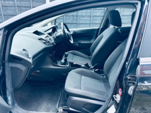 2013 Ford Fiesta 1.25 Zetec Hatchback 5dr Petrol Manual Euro 5 (82 Ps) in Black — image 5