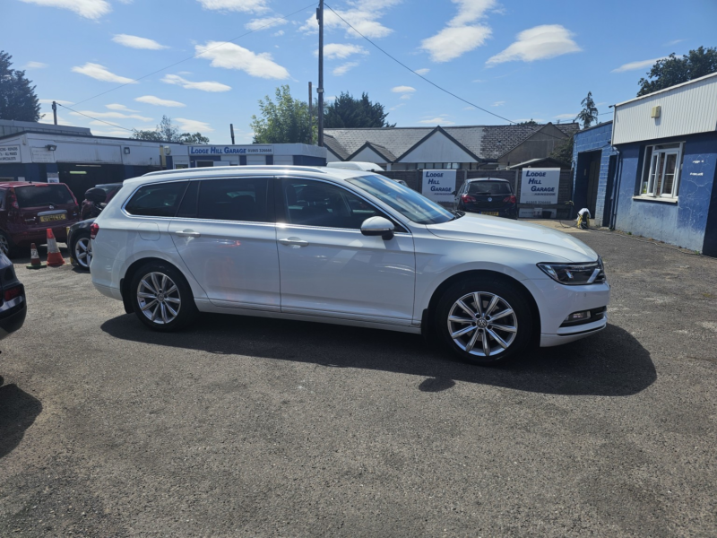 2018 Volkswagen Passat 2.0 Tdi Se Business in White — image 1