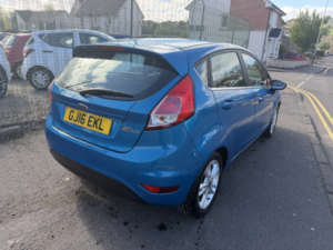 2016 Ford Fiesta 1.3 Zetec in Blue — image 6