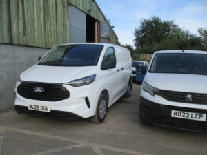 2025 Ford Transit Custom 2.0 Transit Custom V710 Trend Van 300 L1 2.0l Ecoblue 110ps Fwd 6 Speed Manual in White — image 3