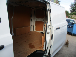 2025 Ford Transit Custom 2.0 Transit Custom V710 Trend Van 300 L1 2.0l Ecoblue 110ps Fwd 6 Speed Manual in White — image 5