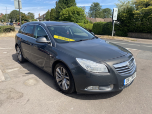 2013 Vauxhall Insignia 2.0 Cdti Ecoflex Sri Nav Estate * Service History * Sat Nav * Last Owner 5 Years * Privacy Glass * in Grey — image 2
