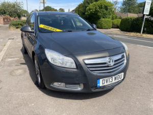 2013 Vauxhall Insignia 2.0 Cdti Ecoflex Sri Nav Estate * Service History * Sat Nav * Last Owner 5 Years * Privacy Glass * in Grey — image 3