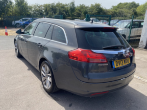 2013 Vauxhall Insignia 2.0 Cdti Ecoflex Sri Nav Estate * Service History * Sat Nav * Last Owner 5 Years * Privacy Glass * in Grey — image 5