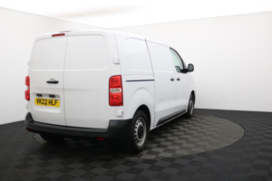 2022 Vauxhall Vivaro 1.5 Turbo D 2900 Dynamic Panel Van 6dr Diesel Manual L1 H1 Euro 6 (s/s) (100 Ps) in White — image 5