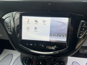 2015 Vauxhall Corsa 1.4 I Se in Red — image 6