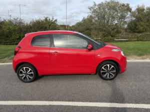 2014 Citroen C1 1.0 Vti Flair in Red — image 2