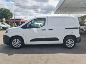 2019 Citroen Berlingo Enterprise M — image 6