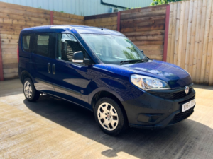 2017 Fiat Doblo 3 SEAT Wheelchair Accessible Disabled Access Vehicle Wav in Blue — image 3