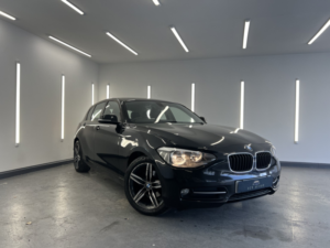 2013 BMW 1 Series 2.0 118d Sport 5-Door in Black — image 2