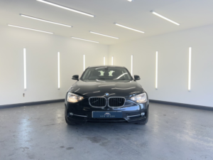 2013 BMW 1 Series 2.0 118d Sport 5-Door in Black — image 5