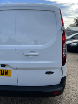 2021 Ford Transit Connect 1.5 Transit Connect Limited Van 200 L1 1.5l Ecoblue 120ps Fwd 6 Speed Manual in White — image 5