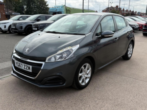 2017 Peugeot 208 1.2 Puretech Active Euro 6 5dr in Grey — image 5