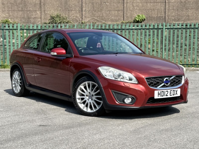 2012 Volvo C30 1.6 D2 Se in Red — image 1