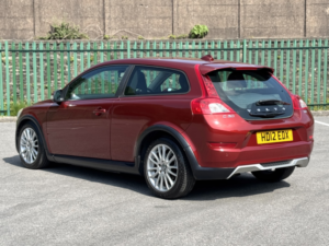 2012 Volvo C30 1.6 D2 Se in Red — image 2
