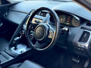 2019 Jaguar E-Pace 2.0 D180 Hse Auto AWD Euro 6 (s/s) 5dr in Silver — image 2