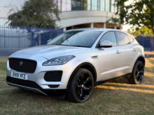 2019 Jaguar E-Pace 2.0 D180 Hse Auto AWD Euro 6 (s/s) 5dr in Silver — image 4