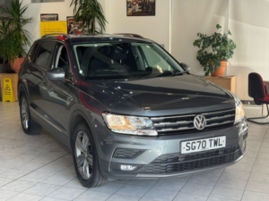 2020 Volkswagen Tiguan Allspace 1.5 Tsi Evo Match in Grey — image 2