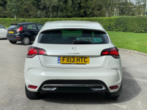 2013 Citroen Ds4 1.6 E-Hdi Airdream Dstyle Egs6 Euro 5 (s/s) 5dr in White — image 6