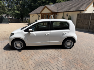 2015 Volkswagen Up! High Up in White — image 4