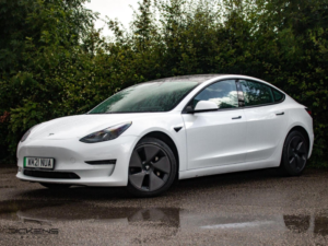 2021 Tesla Model 3 (dual Motor) Long Range Auto 4wde 4dr in White — image 3