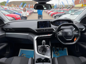 2019 Peugeot 3008 1.5 Bluehdi Active Euro 6 (s/s) 5dr in Bronze — image 2