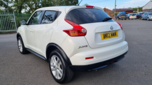 2013 Nissan Juke 1.6 Acenta Premium in White — image 2