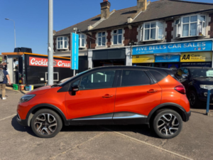 2017 Renault Captur 1.5 Dci Energy Dynamique S Nav Euro 6 (s/s) 5dr in Orange — image 2