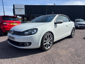 2013 Volkswagen Golf 1.4 Tsi Gt Cabriolet Euro 5 2dr in White — image 4