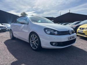 2013 Volkswagen Golf 1.4 Tsi Gt Cabriolet Euro 5 2dr in White — image 5