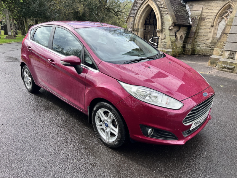 2012 Ford Fiesta 1.3 Zetec in Red — image 1