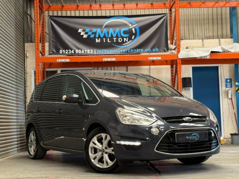 2015 Ford S-Max 2.0 Tdci Titanium Powershift Euro 5 5dr in Grey — image 1