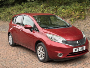 2015 Nissan Note 1.2 12v Acenta Premium in Red — image 2