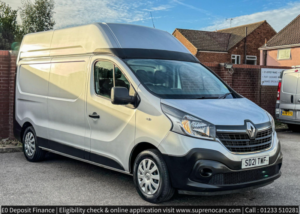 2021 Renault Trafic 2.0 Dci Energy 30 Business Panel Van 5dr Diesel Manual Lwb High Roof Euro 6 (s/s) (145 Ps) in Silver — image 3