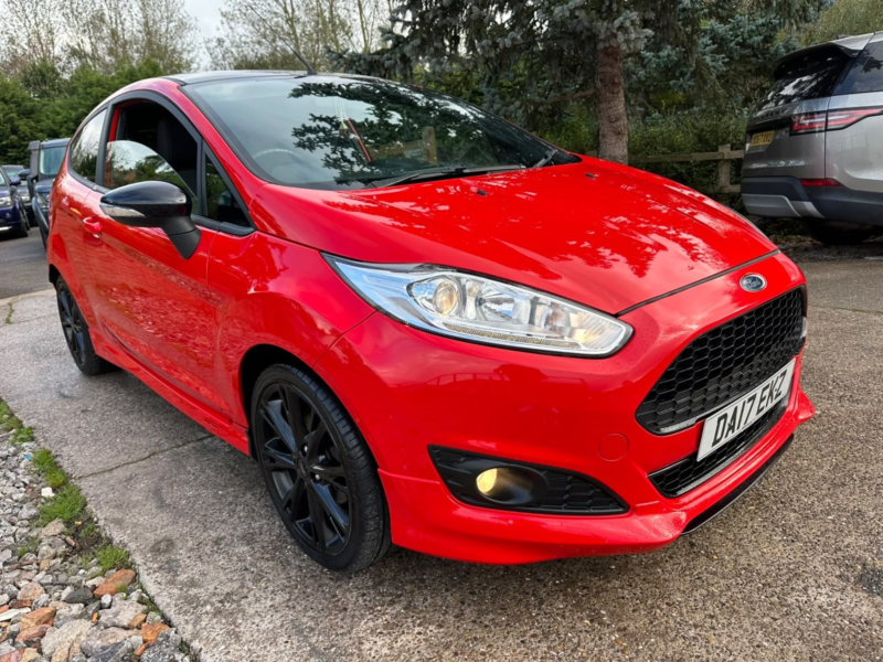 2017 Ford Fiesta 1.0 T Ecoboost St-Line in Red — image 1