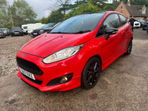 2017 Ford Fiesta 1.0 T Ecoboost St-Line in Red — image 6