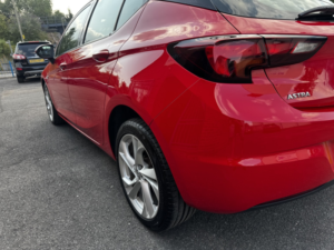 2016 Vauxhall Astra 1.4 I Turbo Sri Nav in Red — image 4